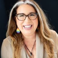 40+ "Lucy Arnold" profiles