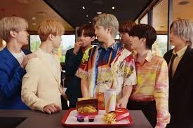 Bts and mcdonald's have joined forces to bring people a new collaborative meal that it will be available globally starting from may 26th, 2021. Bts S V Praised By Us Embassy In Seoul For Increasing Demand For Mcdonald S As Armys Rush To Grab His Favorite Mcflurry
