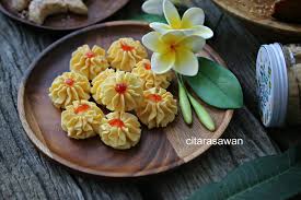Campurkan susu tepung+minyak sapi+sedikit garam. Biskut Semperit Susu Dahlia Blog Kakwan