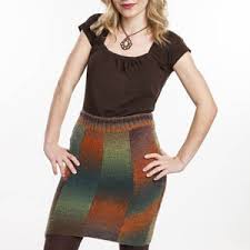 An avid knitter for over 10 years, donna enjoys sharing her free patterns and knitting experience with other fiber fans and yarn lovers. Easy Knit Skirt Pattern Allfreeknitting Com