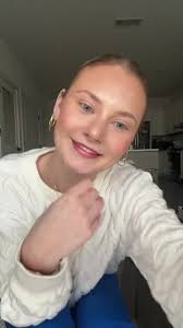 #stitch with @Claudia Dulgerian I love my job. I never dread going into work