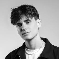 Jacob Keefe's Instagram, Twitter & Facebook