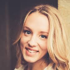 Bianca Wolf's Instagram, Twitter & Facebook