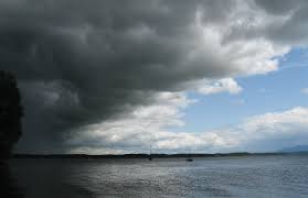 Aktuelle bilder und videos aus aller welt. Unwetter Zieht Auf Am Chiemsee Foto Bild Landschaft Bach Fluss See See Teich Tumpel Bilder Auf Fotocommunity