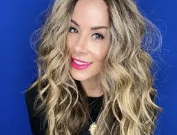 Courtney Broome's Instagram, Twitter & Facebook