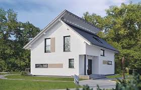 Sie machen eine reise von der vergangenheit (höhlenmenschen) bis in die ferne zukunft. Musterhauser Von Weberhaus Hurra Wir Bauen