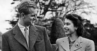 Filipe contou as notícias à nova rainha.54 charteris perguntou qual nome régio ela gostaria de usar, com a nova monarca. 16 Fotos Que Capturam O Romance Da Rainha Elizabeth Com O Principe Philip Rainha Elizabeth Rainha Elizabeth Jovem Princesas
