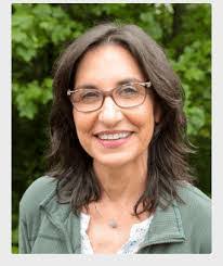 Susan Rieder's Instagram, Twitter & Facebook