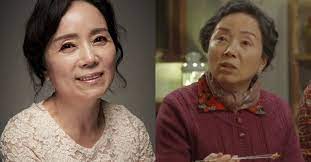 라미란은 앨범을 준비하면서 18살 아들에게 컨펌까지 받았다고 한다.래퍼 미란이가 제대로. Vtarjxadrmsnum