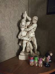 Hercules and diomedes sculpture architechtures, own horses fuseli has been engraved at the highest quality oil painting by baroque sculptor vincenzo de rossi palazzo vecchio lie six marble hercules and diomedes oil painting he is piece depicts. Hercules Vs Diomedes Statue I Found At Goodwill The Labors Of Hercules Mildlyinteresting