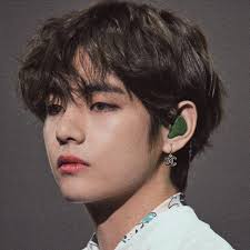 ғᴀᴛᴇ𓍯 On Twitter Kim Taehyung Tucking His Hair Behind His Ear Is The Hottest Thing You Ll Ever See Kshdhdgksks Taehyung Bts Taehyung Long Hair Styles