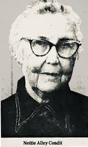 Lucinda Mccoy's Instagram, Twitter & Facebook