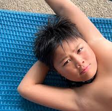 NOWWWWWW DEBUT EP OUT MAY 24 (SAT) 12MN TRACK 04