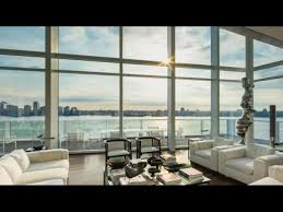 Wenn sie nach new york umziehen möchten, ist es ratsam, dass budget höher anzusetzen, als sie denken. New York Hier Kostet Das Penthouse 100 Millionen Dollar Youtube