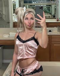 misscarriejune Photo Nude Leaks OnlyFans 3 - Modèles Leakées