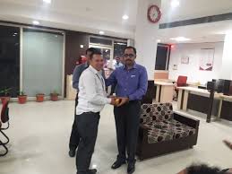 The bank was promoted in 1993, jointly by specified undertaking of unit trust of india (suuti) (then known as unit trust of india), life insurance corporation of india (lic), general insurance corporation of india (gic), national insurance company ltd., Axis Bank Office Photos Glassdoor