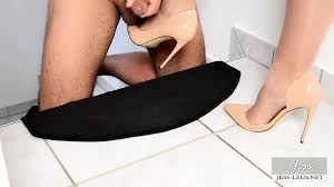 Chubby Jess in blue pantyhose doing blowjob and footjob