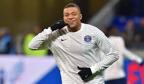 Sweat à capuche de football pour enfant plus âgé. Ex Psg Star Rothen Deal Zwischen Real Und Mbappe War Quasi Fix Real Total