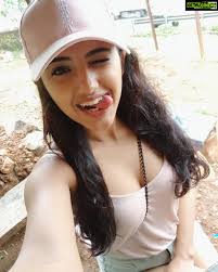 Actress Malvika Sharma Instagram Photos and Posts – October 2018 | Gethu  Cinema