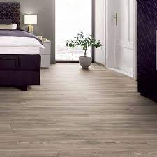 Get free shipping on qualified laminate wood flooring or buy online pick up in store today in the flooring department. Oak Bradford Floor Experts