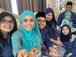 Tahniah demi anak akhirnya fizo omar dan mawar karim tampil dengan keputusan yang tidak disangka. Sudah Bertemu Dengan Peguam Bahtera Fizo Omar Dan Mawar Karim Hadapi Krisis Erin Sakura News