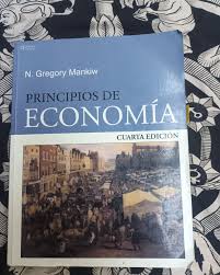Principios de Economía