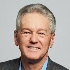 Mike Hallowell's Instagram, Twitter & Facebook