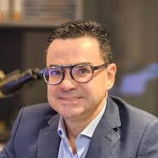 Resident, Amanda Kitson, explains why a career in pathology appealed to  her.