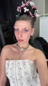 Megan Peaslee's Instagram, Twitter & Facebook