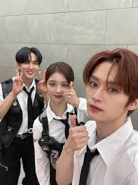 Mirror Mirror' by MILLI and F.Hero feat. Changbin has surpassed 121M  (121,000,000) views