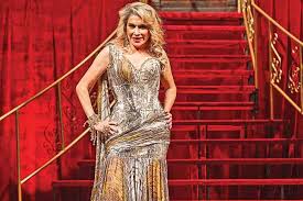 VIDEO. Dulce sufre brutal caída en vivo y preocupa al público; así fue el momento - La Prensa de Coahuila