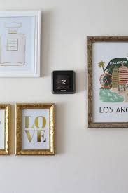 Pin By Nat Rs On Home Interiors Frame Wall Decor Apartment Wall Decor Decor