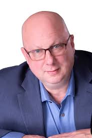 Darren Kirchner's Instagram, Twitter & Facebook