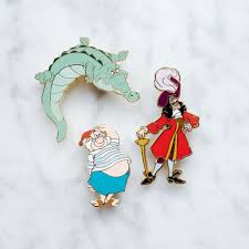 Captain Hook Mr Smee And Tick Tock From Peter Pan Disney Cute Pin Badge Enameled Official Pin Trading Ht Disney Trading Pins Cute Pins Disney Pin Collections