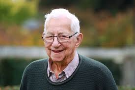 New tech no problem for Hastings centenarian