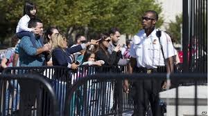 White House Intruder Made It To East Room Bbc News Scott twitter and other social media channels were flooded with images of protesters skirmishing with police officers in the white house after the violent clashes in and around the capitol, chief of staff mark. white house intruder made it to east