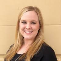 Holly Redman's Instagram, Twitter & Facebook