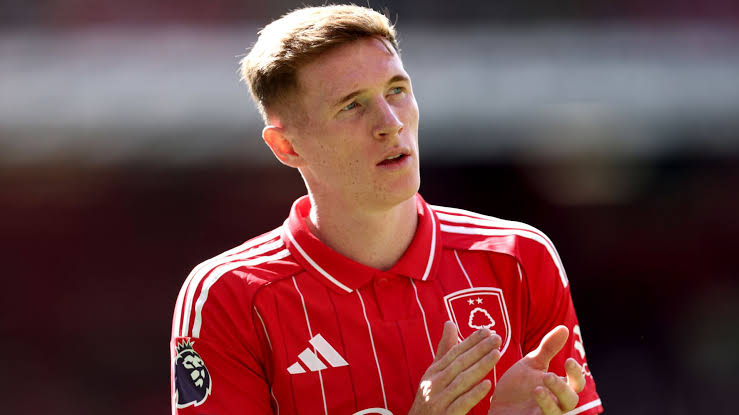 Man Utd told transfer target Elliot Anderson is 'definitely' worth £100m price-tag as Nottingham Forest favourite warns old club over January approach for 'massive asset' | FOX Sports