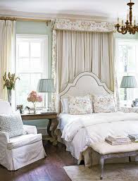 Though this may seem like an obvious tip, there's one important detail to keep in mind. 27 Best Bed Between Two Windows Ideas Bedroom Design Home Bedroom Bedroom Inspirations