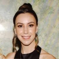 Savannah Fielder's Instagram, Twitter & Facebook