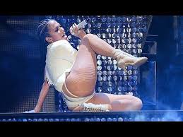 Mc pikachu drivemusic.me, jennifer lopez, gwyn zwagger, marc anthony, oscarcito feat. Jennifer Lopez Lanza Un Nuevo Comercial Ahoramismo Com