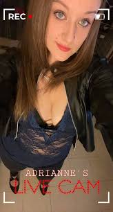 Adrianne Jane Coakley (@TallGirl1988)