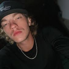 Are these tires directional or not and how to break beads with minimal  tools?