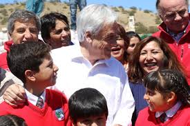 Property is on the beach or right next to it. Presidente Pinera Inicia Segunda Entrega De Ayuda Para Crianceros De La Region De Coquimbo Gore Coquimbo