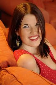 Interview with Sarah Rees Brennan + Giveaway!