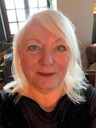 One year apart, sad, exhausted, lost, at my highest weight and wondering  what the hell's going to happen next. 12 months on, nearly two stone  lighter, clear direction and looking forward to