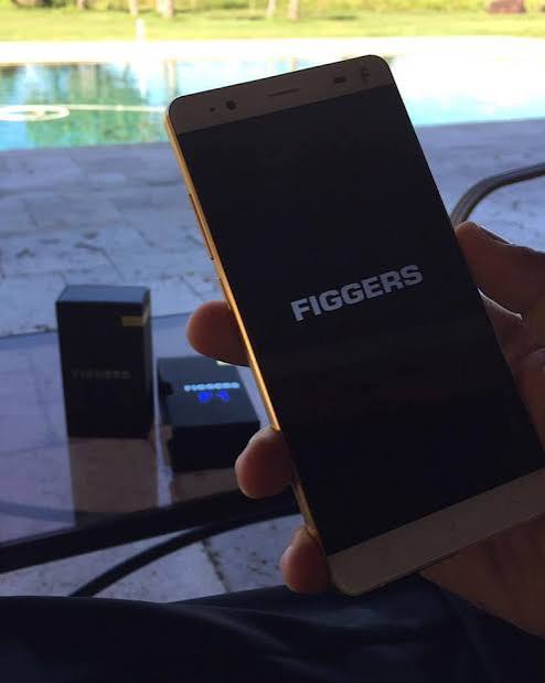 Black Owned Telecom Firm Donates 500 Free Phones to Help Families in Puerto Rico | SHOPPE BLACK