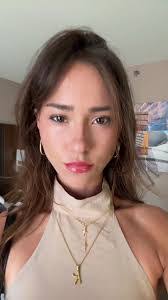 Natalie Ernst's Instagram, Twitter & Facebook