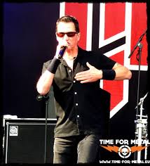 Hard rock vocalist mike howe, who served two stints in seattle thrashers metal church in the late 1980s and again in the 2000s, has died at age 55. Msxxkgnrcqdgtm