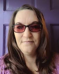 Erin Weingart's Instagram, Twitter & Facebook